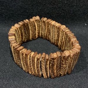 Unique wooden stretch bracelet.